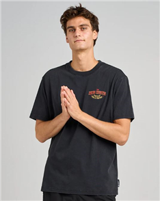 The Mad Hueys FANGIN SS TEE, WASHED BLACK